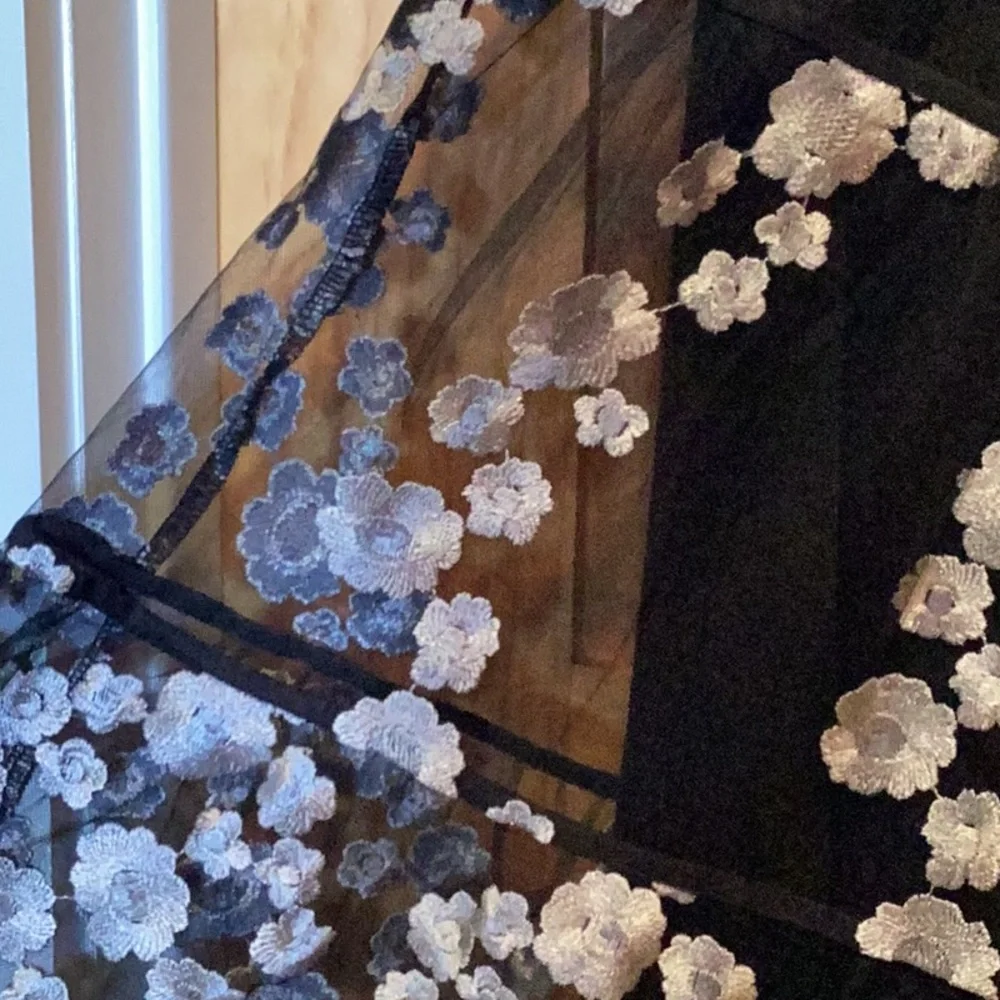 Black & Silver Layered Skirt - Picture 5 of 8